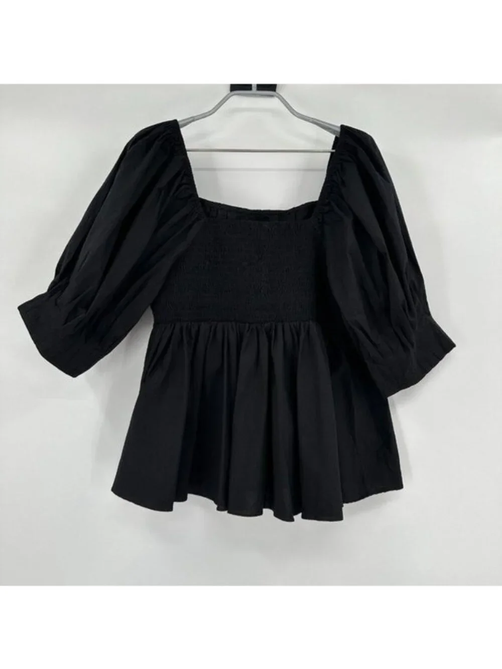 Pomander Place by Tuckernuck Black Shaye Blouse size S NWT Puff Sleeve Pleated